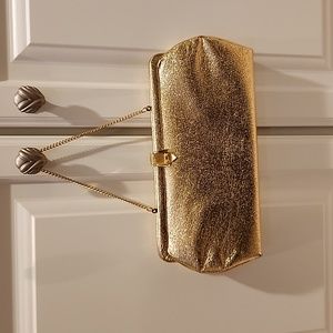 Gold clutch